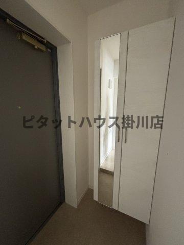 菊川市堀之内マンション 玄関