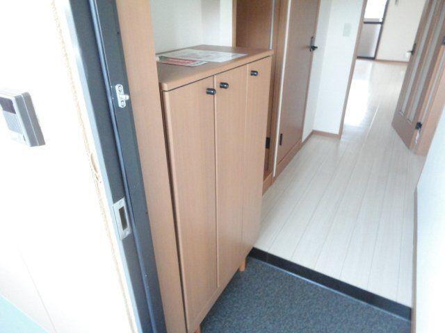 焼津市南小川アパート 収納