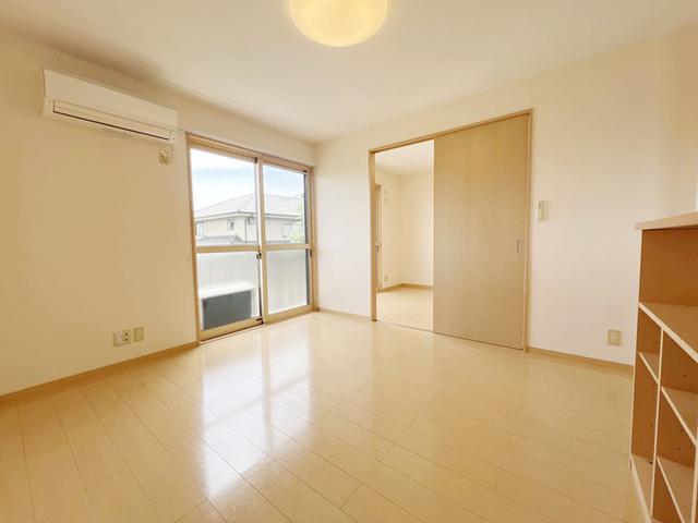 袋井市湊アパート リビング