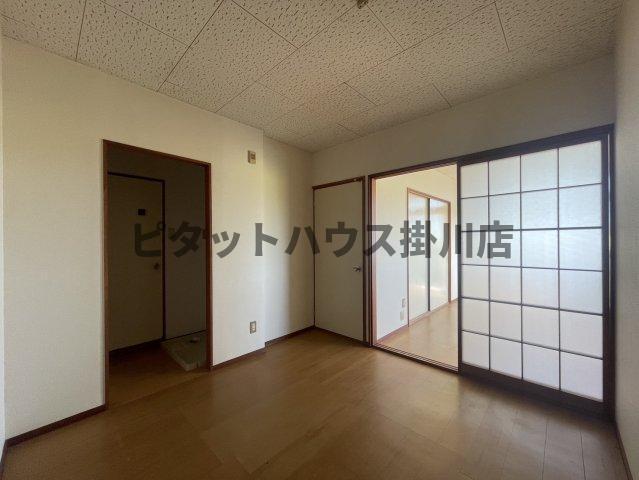 袋井市浅名アパート リビング