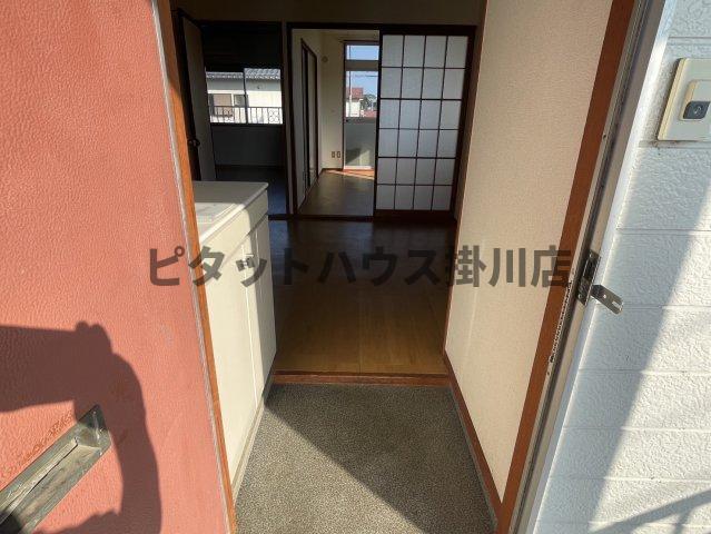 袋井市浅名アパート 玄関
