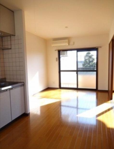 榛原郡吉田町川尻マンション リビング