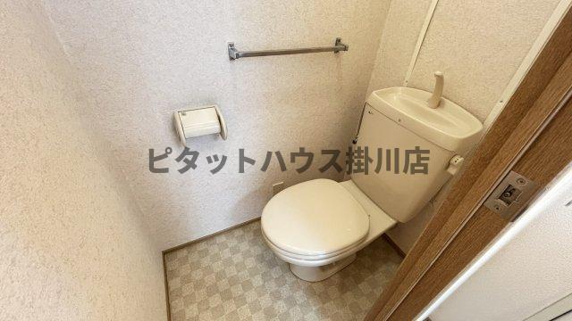 掛川市弥生町アパート トイレ