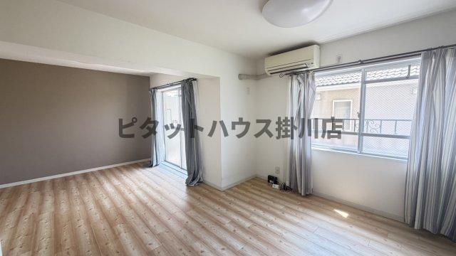 掛川市二瀬川マンション リビング