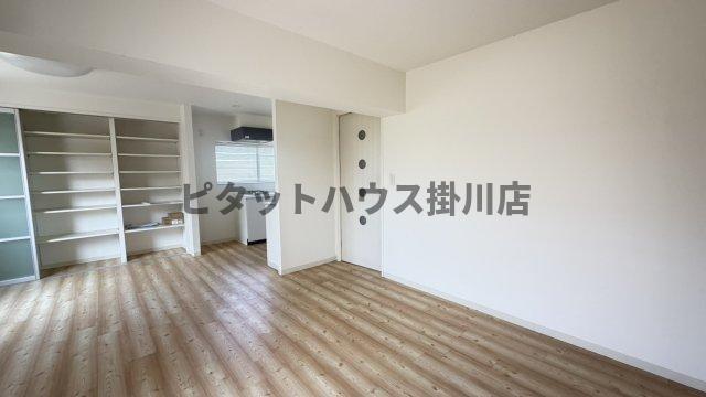 掛川市二瀬川マンション リビング