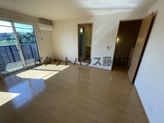焼津市田尻北アパート リビング
