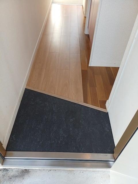 藤枝市茶町アパート 玄関