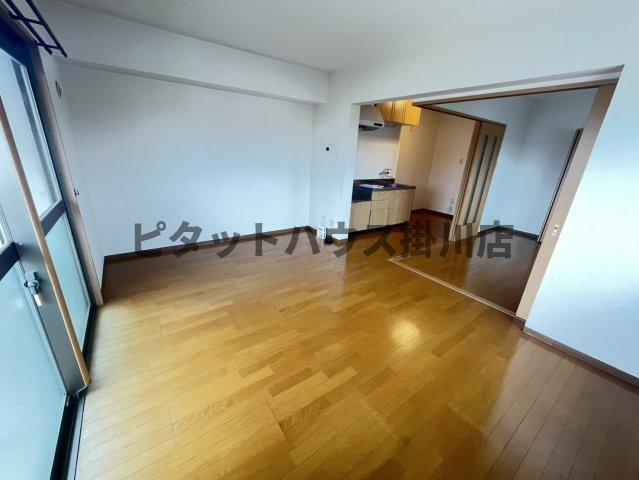 袋井市川井アパート リビング