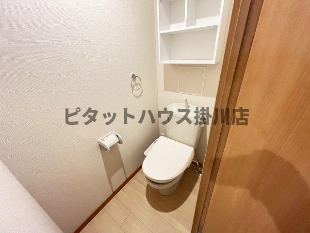 袋井市鷲巣アパート トイレ