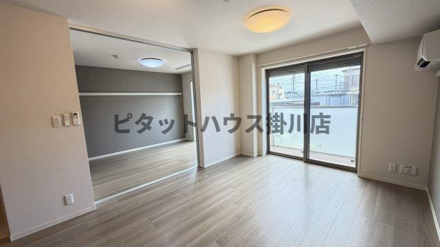菊川市本所マンション リビング