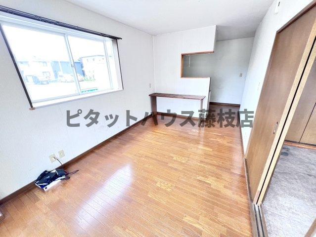 焼津市三ケ名マンション リビング