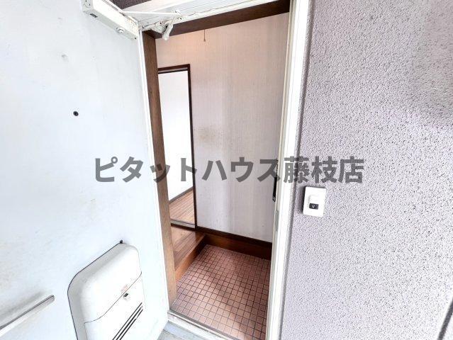 焼津市三ケ名マンション 玄関
