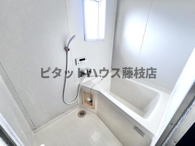 焼津市五ケ堀之内アパート バス／シャワー