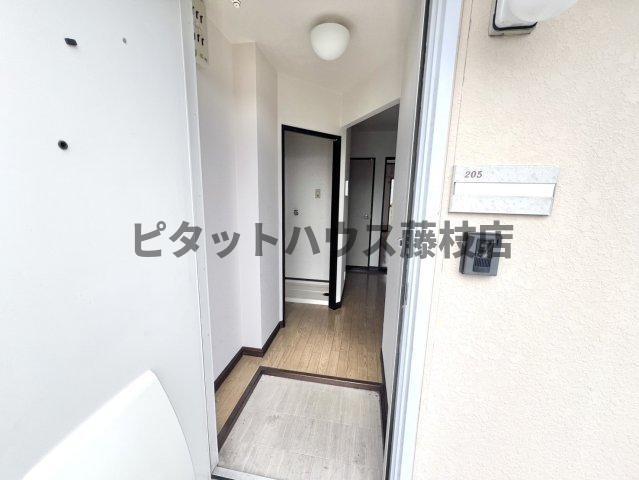 焼津市五ケ堀之内アパート 玄関