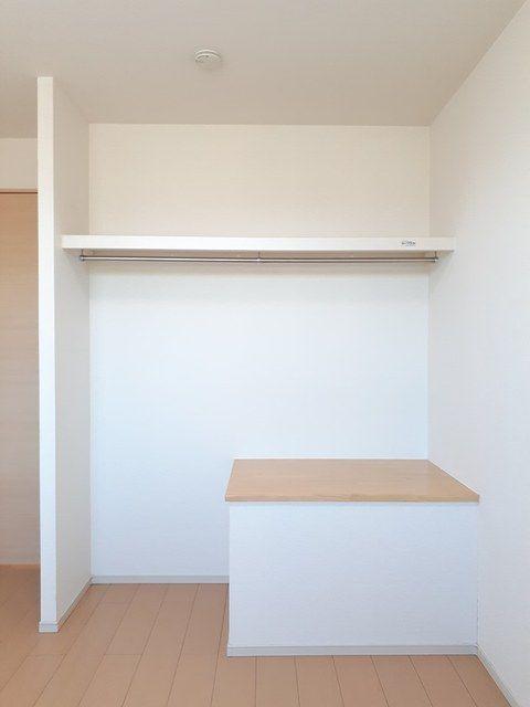 掛川市高御所アパート 収納