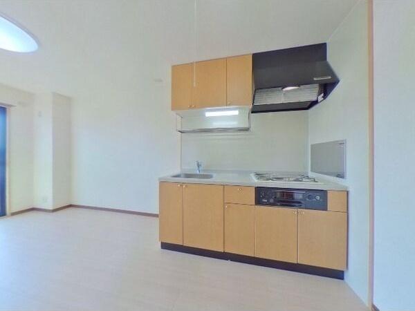 掛川市下垂木マンション キッチン