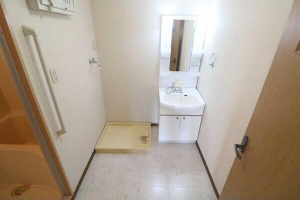 掛川市下垂木マンション 洗面