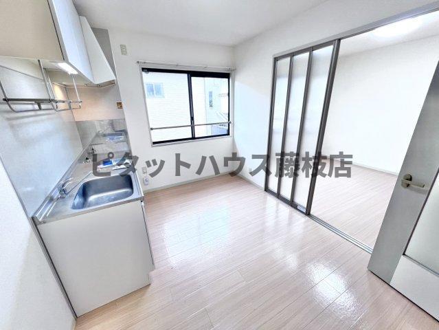 焼津市三右衛門新田アパート リビング