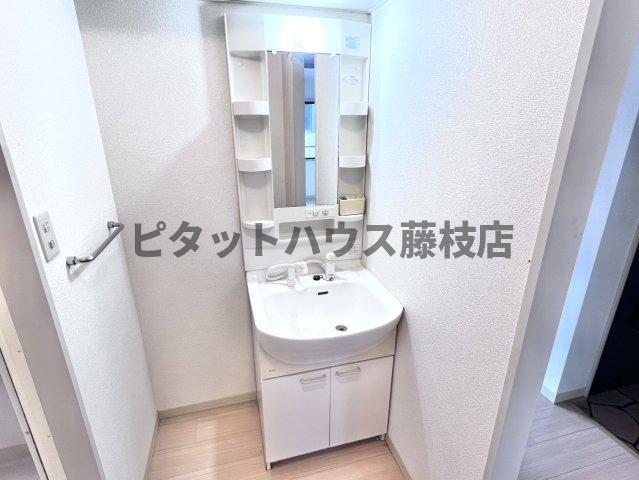 焼津市三右衛門新田アパート 洗面
