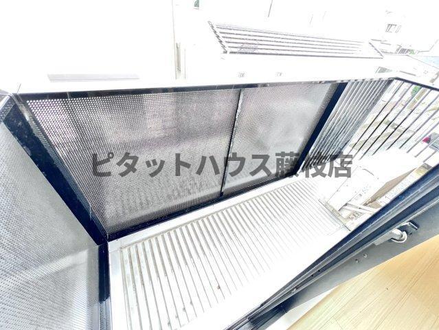 焼津市三右衛門新田アパート バルコニー