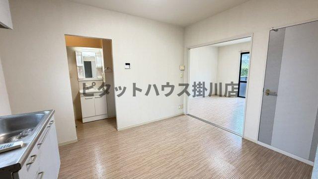 御前崎市池新田アパート トイレ