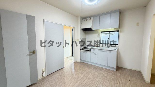 御前崎市池新田アパート 収納