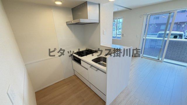 掛川市緑ケ丘アパート キッチン