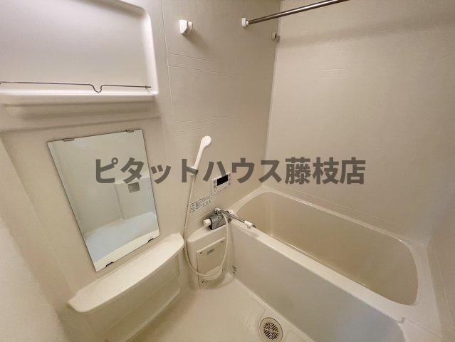 焼津市下小田アパート バス／シャワー
