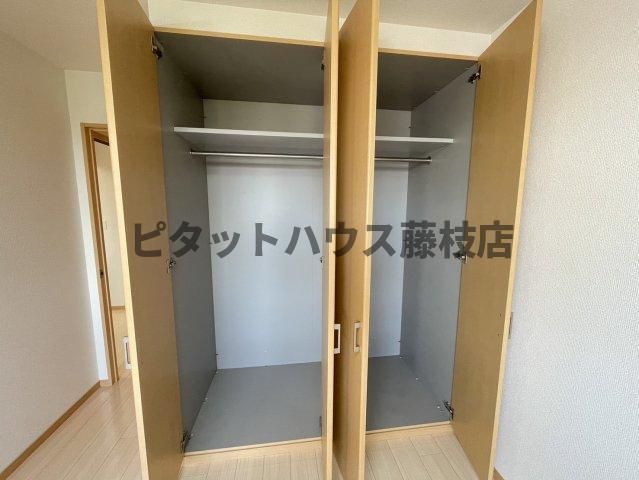 焼津市下小田アパート 収納
