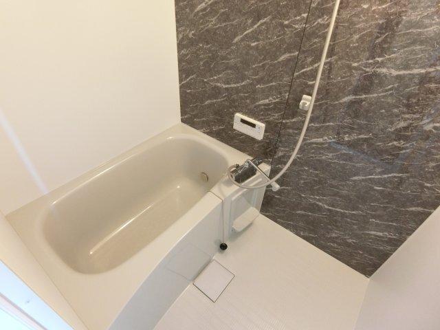 袋井市堀越タウンハウス バス／シャワー