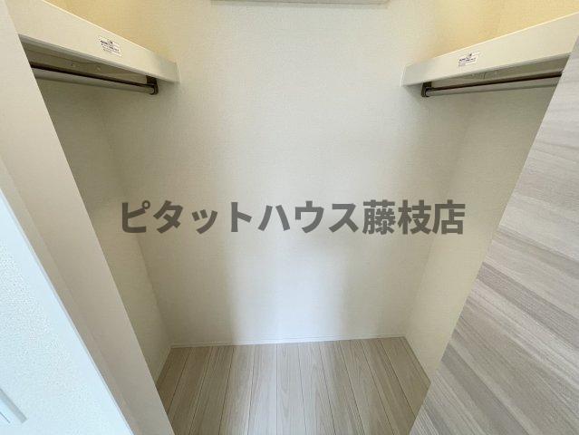 焼津市三ケ名アパート 収納