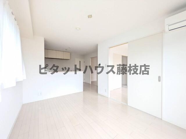 藤枝市築地マンション 収納