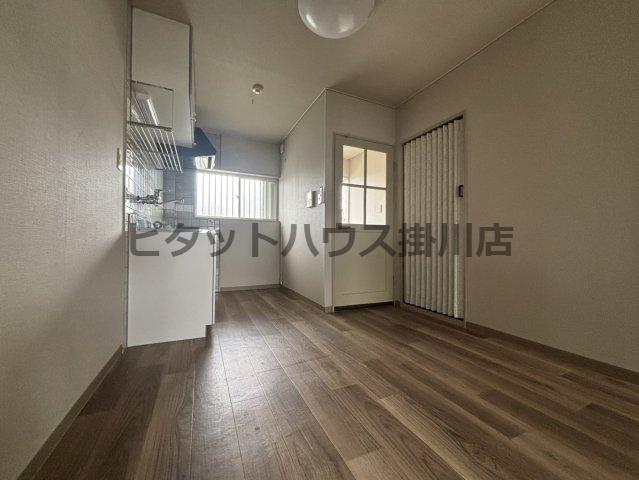 掛川市北門アパート リビング