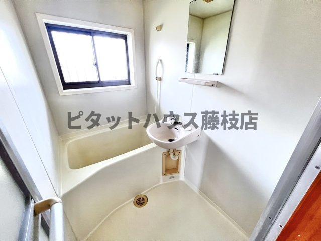 焼津市八楠アパート バス／シャワー