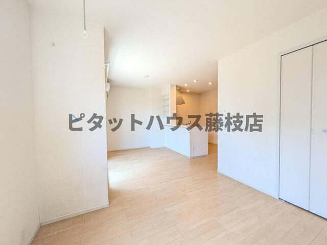 焼津市石津アパート リビング