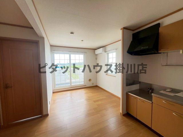 掛川市中アパート リビング