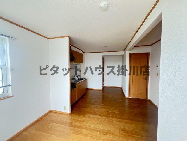 掛川市中アパート リビング