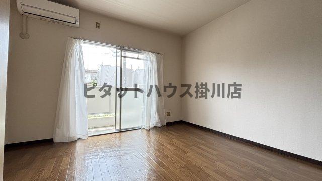 掛川市下俣南マンション リビング
