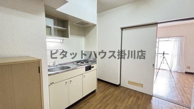 掛川市下俣南マンション キッチン
