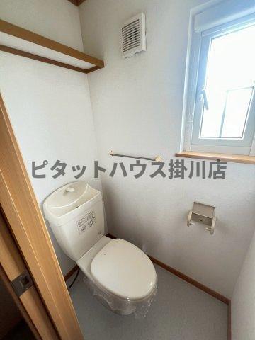 掛川市中アパート トイレ