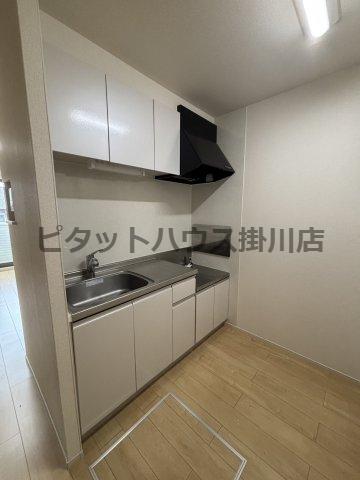 掛川市長谷アパート キッチン