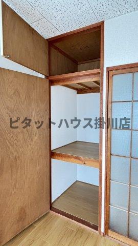掛川市下垂木アパート 収納