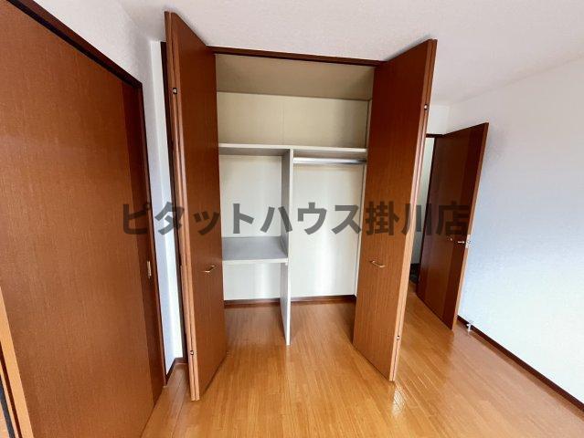 袋井市上山梨アパート 収納