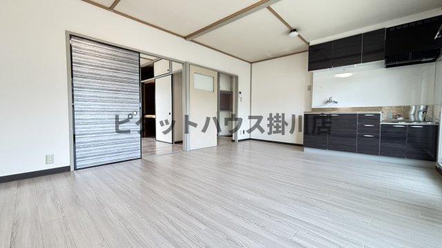 掛川市南マンション リビング