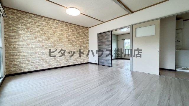 掛川市南マンション リビング