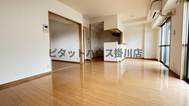 掛川市久保マンション リビング