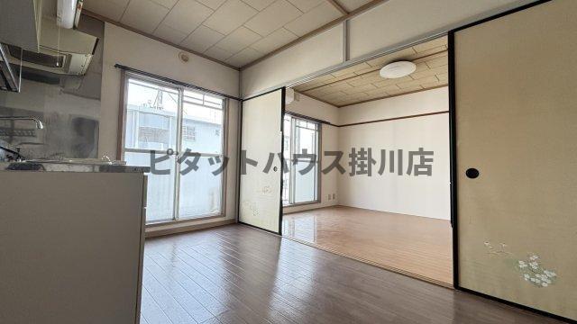 掛川市南マンション リビング