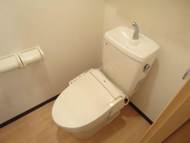 榛原郡吉田町住吉アパート トイレ