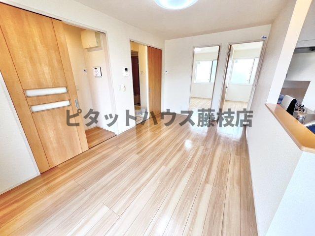 焼津市三ケ名アパート リビング