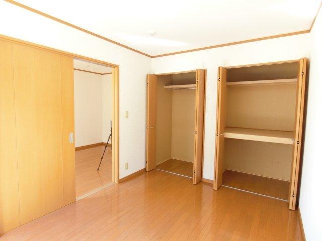 掛川市沖之須アパート 収納